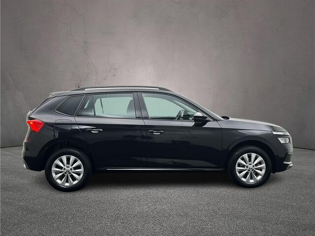 Skoda Kamiq Ambition 1.0 TSI 110pk Trekhaak, Cruise control, Parkeersensor achter, LED koplampen, App connect, DAB, Radio, Bluetooth