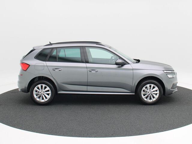 Skoda Kamiq 1.0 TSi 110 Pk Ambition | Adaptive Cruise | Stoel Verwarming | Carplay | Parkeersensoren | Climate Control |Privacy Glass | Digitaal Dashboard | 16 Inch | 18.816 Km!