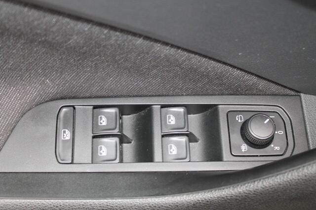 Skoda Kamiq 1.5 TSI ACT BUSINESS EDITION CLIMA CRUISE NAVI TREKHAAK VIRTUAL COCKPIT