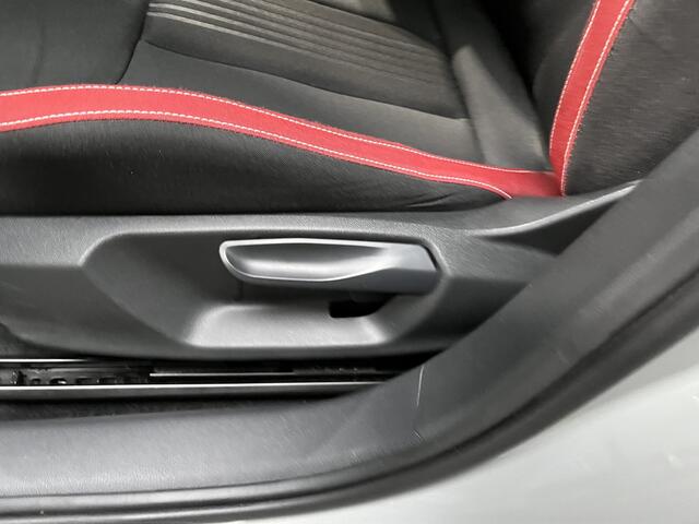 Skoda Kamiq 1.5 TSI ACT Monte Carlo / AUTOMAAT/ PANO/ 150 PK/ SMARTLINK/ KEYLESS/ PARK. SENSOREN/ STOEL-STUUR VERWARM./ CLIMA/ BLUETOOTH/ DAB./ LED