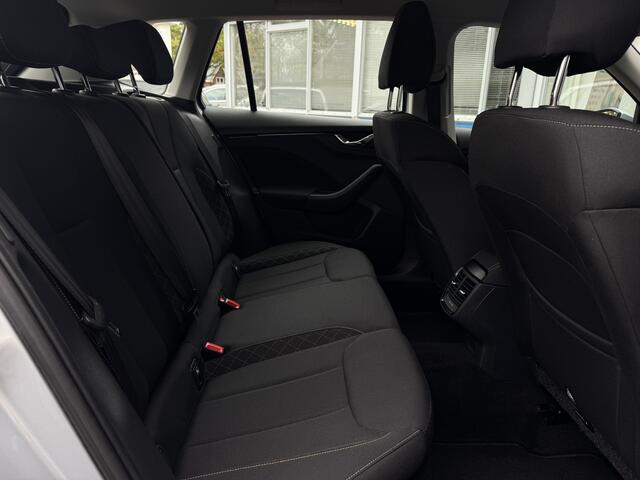 Skoda Kamiq 1.0 TSI Ambition GRATIS Aleverpakket! | Adaptieve Cruise Control | Climate Control |