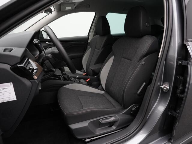 Skoda Kamiq 1.0 TSI 110 pk DSG Style | Achteruitrijcamera | Stoelverwarming | Adaptive Cruise | Carplay
