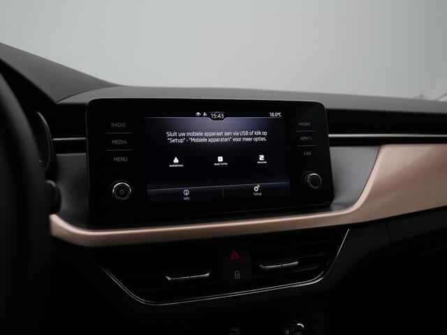 Skoda Kamiq 1.0 TSI 110 pk DSG Style | Achteruitrijcamera | Stoelverwarming | Adaptive Cruise | Carplay