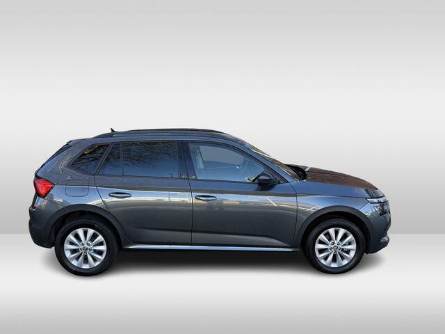 Skoda Kamiq 1.0 TSI Business Edition trekhaak parkeersensoren climatronic | Applecarplay/androidauto | 16 inch velgen | voorstoelen verwarmd | trekhaak |