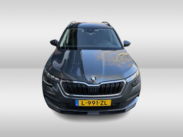 Skoda Kamiq 1.0 TSI Business Edition trekhaak parkeersensoren climatronic | Applecarplay/androidauto | 16 inch velgen | voorstoelen verwarmd | trekhaak |