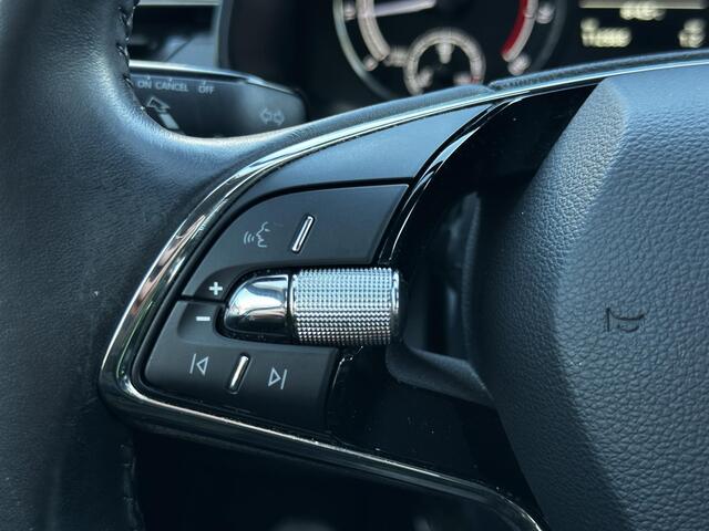 Skoda Kamiq 1.0 TSI Ambition | Trekhaak | PDC achter |