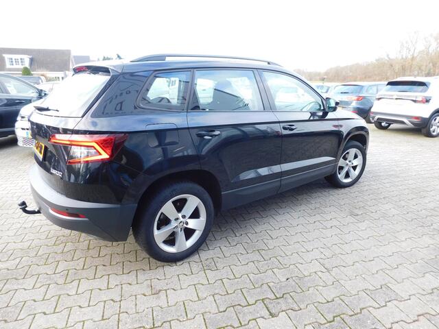 Skoda Karoq 1.0 TSI/DSG Ambition Business, Pdc, Trekhaak
