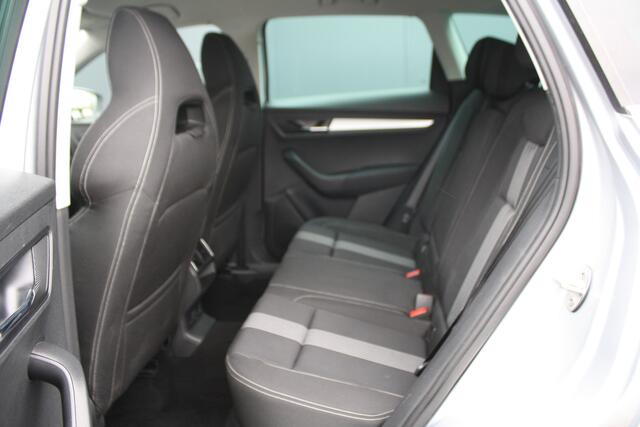 Skoda Karoq 1.0 TSI Ambition Business AUTOMAAT - RIJKLAAR - NAVIGATIE - CAMERA - TREKHAAK - 1e EIGENAAR