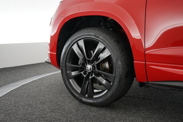 Skoda Karoq 1.5 TSI ACT Sportline Business | Pano | Elek. trekhaak