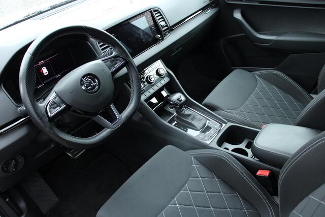 Skoda Karoq 1.5 TSI ACT Sportline Business 54DKM, VIRTUAL, DSG, 19INCH, STOELVERWARMING