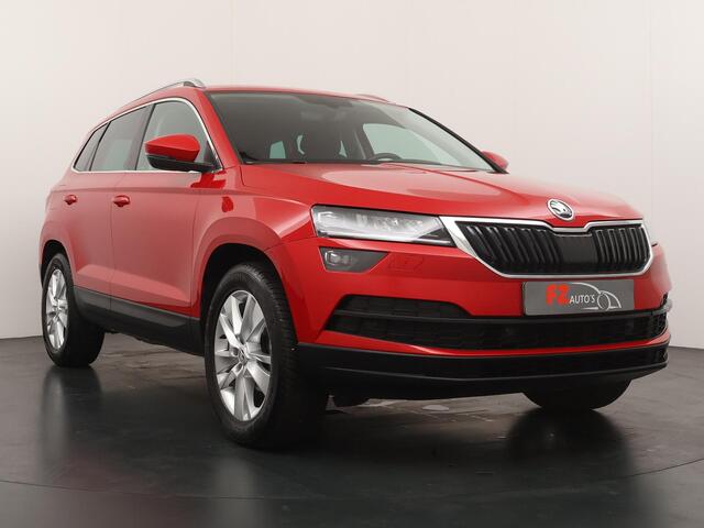 Skoda Karoq 1.5 TSI ACT Style Business - Navigatie - Stoelverwarming - Trekhaak - LED koplampen
