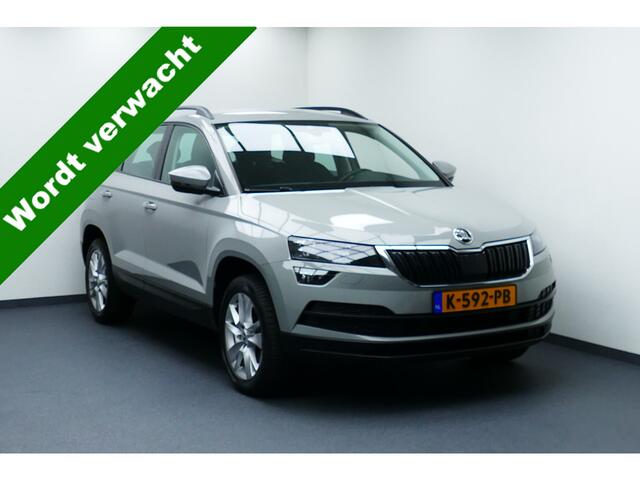 Skoda Karoq 1.5 150pk TSI ACT Style. Carplay/Android Navi, Stoelverw, 17"LMV, Haak 1500kg
