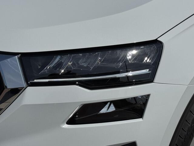 Skoda Karoq 1.5 TSI ACT Business Edition Plus Automaat | Panodak | Camera | 18LM