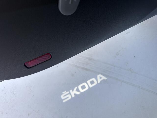 Skoda Karoq 1.5 TSI ACT Sportline Stoelverwarming | Camera