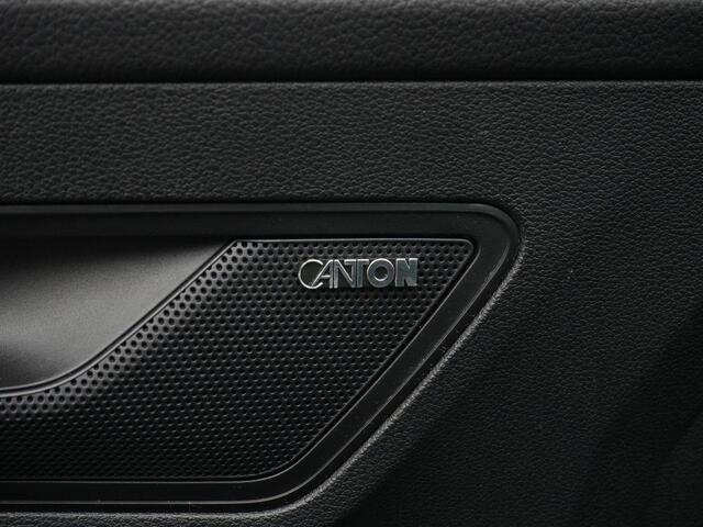 Skoda Karoq 1.5 TSI 150 pk DSG Sportline Business | LED Matrix | Trekhaak | Rondomzicht camera | CANTON sound | Stoel-/achterbankverwarming | Side Assist