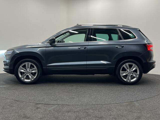 Skoda Karoq 1.5 TSI ACT Style Business | PANORAMADAK | TREKHAAK | KEYLESS | NAVIGATIE | STOEL-/STUURVERWARMING |
