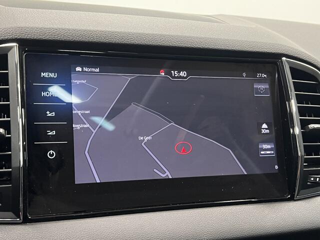 Skoda Karoq 1.5 TSI ACT Style Business | PANORAMADAK | TREKHAAK | KEYLESS | NAVIGATIE | STOEL-/STUURVERWARMING |