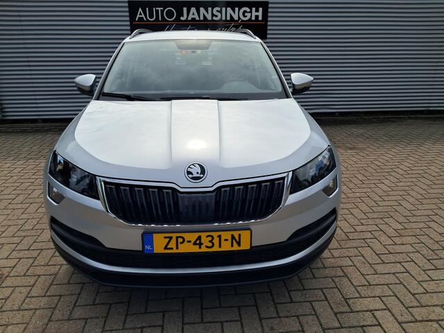 Skoda Karoq 1.0 TSI Ambition | Airco | Cruise control | Navigatie | Trekhaak | LM Velgen | PDC achter | RIJKLAARPRIJS INCL 12 MAANDEN GARANTIE EN BEURT