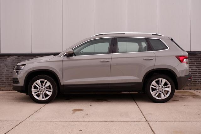 Skoda Karoq 1.5 TSI ACT Business Edition | Pano | LED | Carplay | Virtual | Camera | Navi