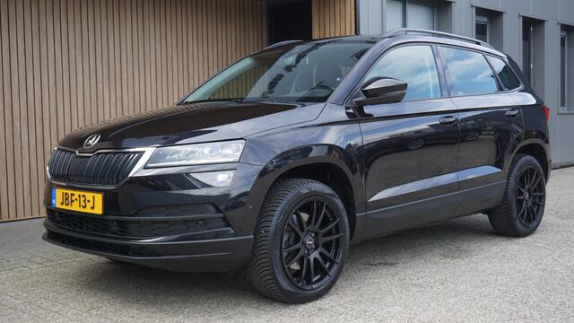 Skoda Karoq 1.5 TSI 150pk ACT Style Business Leder Canton Keyless * 75837km* Standkachel Stoelverw 18inch LM *1ste eigenaar*