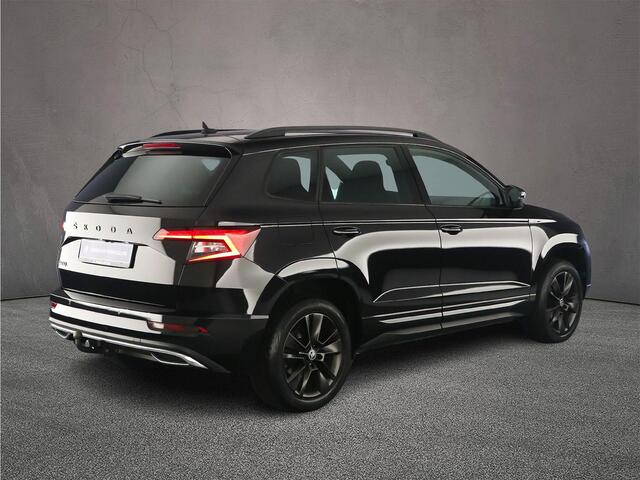 Skoda Karoq Sportline Business 1.5 TSI 150pk Trekhaak, Achteruitrijcamera, Cruise control, Navigatie, Stoelverwarming, LED koplampen, Parkeersensoren, Stuurwiel verwarmd