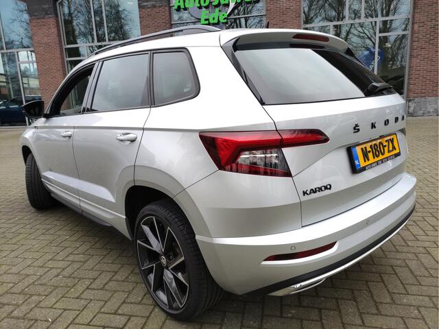 Skoda Karoq 1.5 TSI DSG ACT Sportline Business Leder - Adaptieve Cr.control - Blindspot detectie - Canton Audio - 19Inch LMV - NL auto