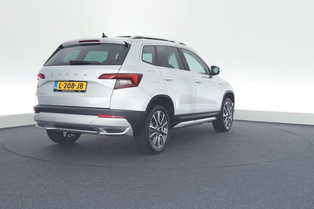 Skoda Karoq 1.5 TSI 150pk DSG ACT Scout Camera Keyless Stoelverwarming Virtual Cockpit Panoramadak Navigatie