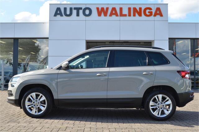 Skoda Karoq 1.5 TSI ACT Business Edition Carplay | Stoelverwarming | Trekhaak elektr | Automaat | Getint glas | Navi | Cruise | Climate | LMV