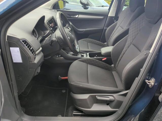 Skoda Karoq 1.0 TSI Business Edition / Navigatie / Stoelverwarming / Trekhaak