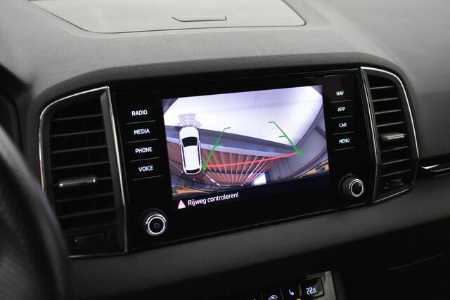 Skoda Karoq 1.5 TSI ACT Sportline Business Sport Stoelen Virtual Cockpit Camera Navi Stoelverwarming