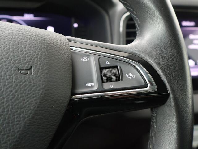 Skoda Karoq 1.5 TSI ACT Business Edition | 150 PK | Automaat | Climate control | Adaptive cruise control | Virtual cockpit | 19"LM velgen |