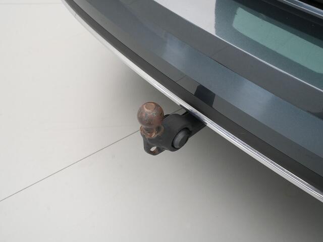 Skoda Karoq 1.5 TSI 150pk DSG Sportline Business Leer Panorama dak Trekhaak Canton