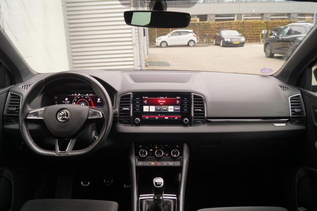 Skoda Karoq 1.5 TSI 150pk Sportline Business -PANO-ECC-LED-NAVI-