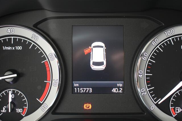 Skoda Karoq 1.0 TSI Business Edition | Airco | Navigatie | PDC-Achter | Trekhaak