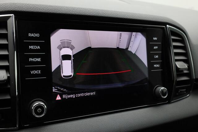 Skoda Karoq 1.5 TSI 150 pk DSG ACT Sportline Business | Achteruitrijcamera | Stoelverwarming | Navigatie