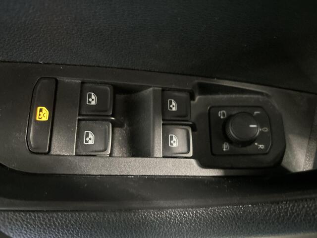 Skoda Karoq 1.5 TSI 150pk DSG ACT Business Edition · Camera · Apple/Android Car Play · Navigatie · P-Sensoren · Dodehoek Detectie · Stoel & Stuurverwarming · 16'' Inch ·