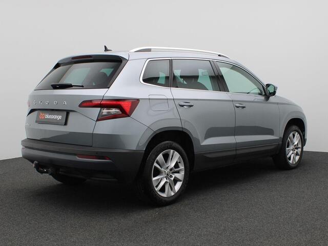 Skoda Karoq 1.0 TSI Business Edition Plus 115PK Achteruitrijcamera, Keyless, Cruise Controle, Navi, Clima, Trekhaak, 17" LM Velgen