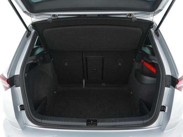 Skoda Karoq 1.5 TSI ACT Sportline Business Aut. *PANO | DIGI-COCKPIT | ADAPTIVE-CRUISE | FULL-LED | BLIND-SPOT | HEATED-SPORTSEATS | CAMERA | AMIENT-LIGHT | NAVI-FULLMAP | KEYLESS | DAB+ | SHIFT-PADDLES | PRIVACY-GLASS | 19''ALU*