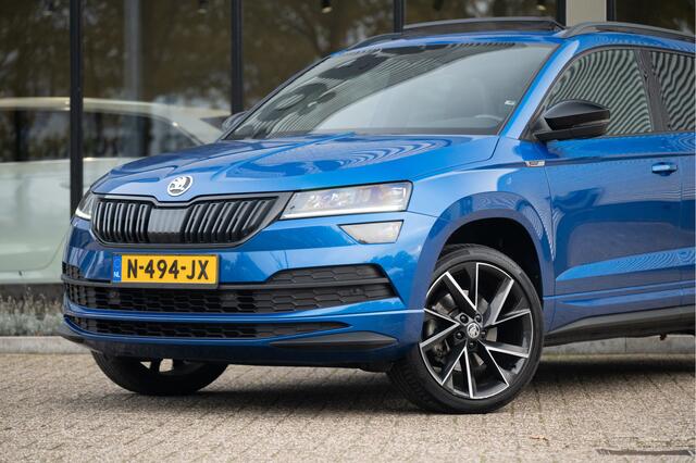 Skoda Karoq 1.5 TSI ACT Sportline Business | Pano | Adapt. Cruise | Elek. Achterklep | 19" | Camera | Navi | Apple Carplay