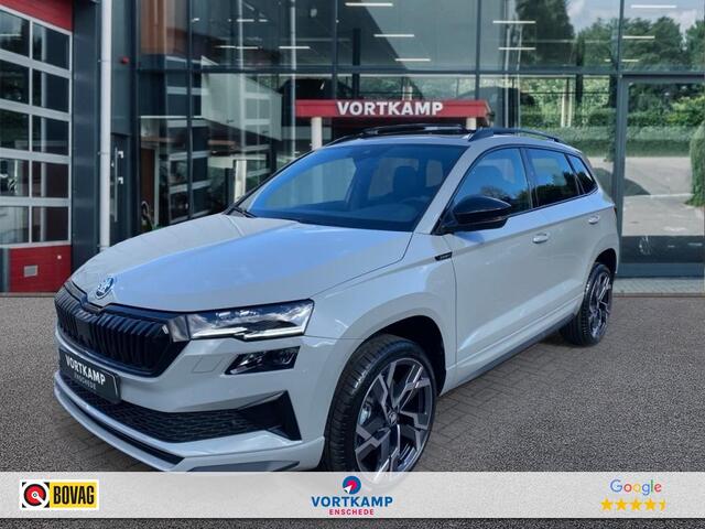 Skoda Karoq 1.5 TSI DSG SPORTLINE PANO-DAK/TREKHAAK/CAMERA/CARPLAY/ACC/STOELVERW