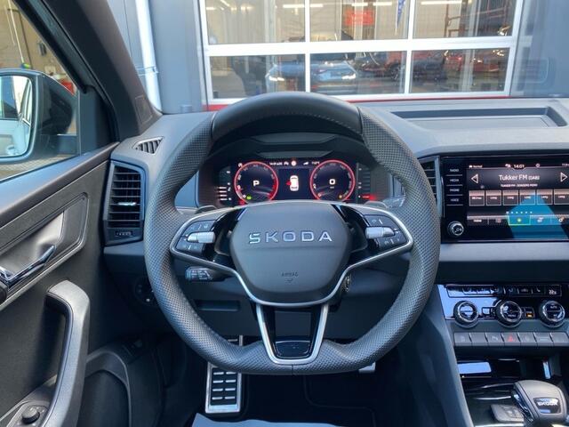 Skoda Karoq 1.5 TSI DSG SPORTLINE PANO-DAK/TREKHAAK/CAMERA/CARPLAY/ACC/STOELVERW