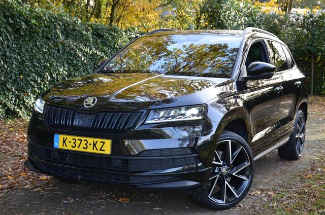 Skoda Karoq 1.5 TSI ACT Sportline Business Automaat/Navi/Audio installatie premium/Led/Pdc/Ecc/Stoelverwarming/Virtual Cockpit/Achteruitrijcamera/Cr-Control adaptief/Privacy-Glass/Panoramadak