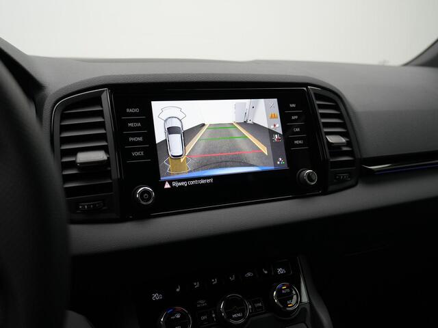 Skoda Karoq 1.5 TSI ACT 150 pk DSG Sportline Business | Matrix LED | Canton | Stuur-/stoelverwarming | Achteruitrijcamera | Navigatie