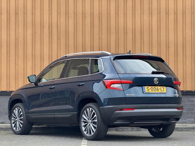 Skoda Karoq 1.5 TSI ACT Style | Automaat! | Apple Carplay | Android Auto | Camera | Navigatie | Stoelverwarming | Elektrische Achterklep | DAB | Adaptieve Cruise Control | Sfeerverlichting |