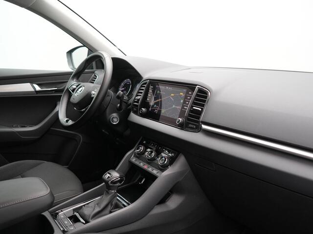 Skoda Karoq 1.5 TSI ACT 150pk DSG Business Edition | Crystal LED | Apple Carplay | Camera | Keyless | Cruise Control | Navigatie | DAB |