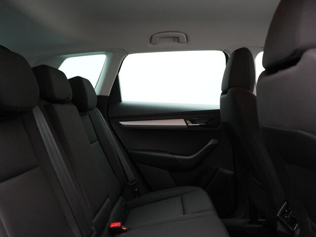 Skoda Karoq 1.5 TSI ACT 150pk DSG Business Edition | Crystal LED | Apple Carplay | Camera | Keyless | Cruise Control | Navigatie | DAB |