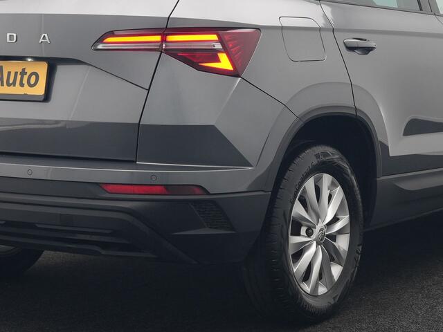 Skoda Karoq 1.5 TSI ACT 150pk DSG Business Edition | Crystal LED | Apple Carplay | Camera | Keyless | Cruise Control | Navigatie | DAB |