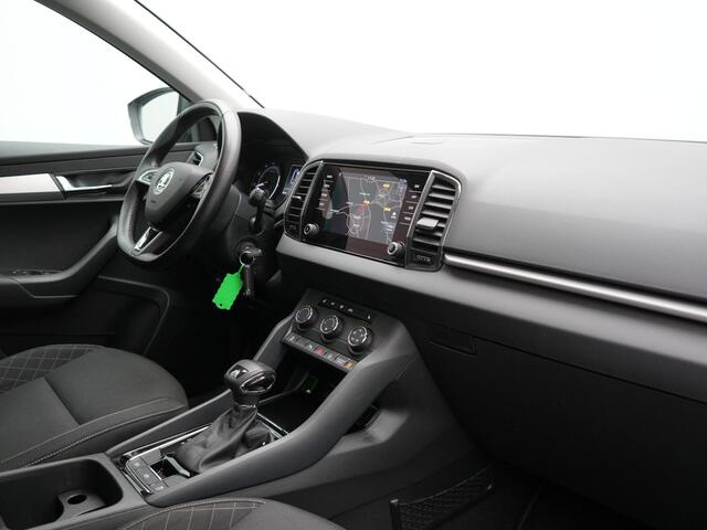 Skoda Karoq 1.5 TSI ACT Ambition Business 150pk Dealer O.H. | Adaptive Cruise | Apple Carplay | Camera | Stoelverwarming | Navigatie |