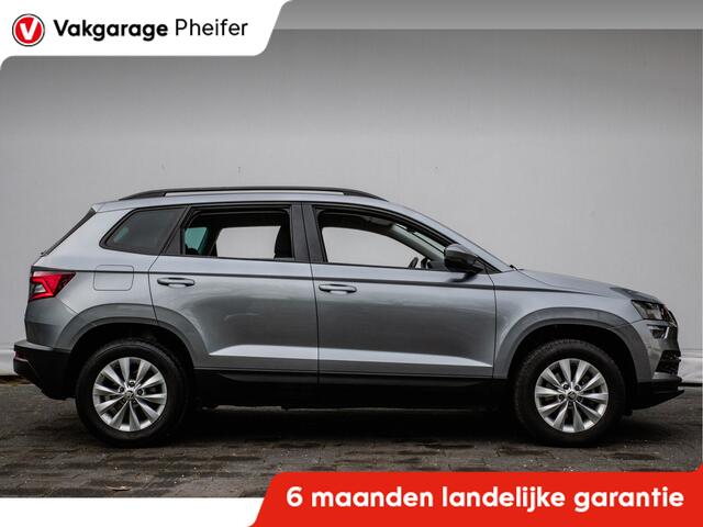 Skoda Karoq 1.0 TSI 115pk Ambition Trekhaak/ Navigatie/ Cruise control/ Carplay/ Camera/ Armsteun