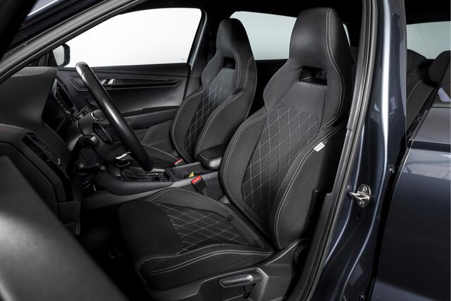 Skoda Karoq 1.5 TSI ACT Sportline Business 150 PK - Automaat | Trekhaak | Dig.Cockpit | Adapt.Cruise | Stoel-+Stuurverw. | Camera+PDC | NAV+App | LM 18'' |